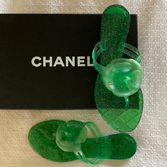 Chanel 2008P Camellia Jelly Sandals RARE - Picture 2 of 13
